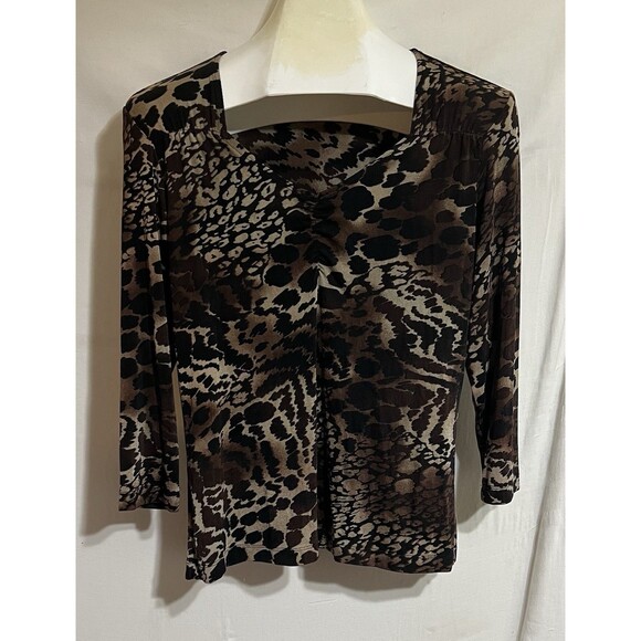 Chico’s Animal Print Long Sleeve V-Neck Blouse Shirt Cheetah Leopard Size L.  U - Picture 1 of 4